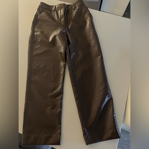 Ladies Aritzia Babaton brown faux leather crops - Picture 9 of 10